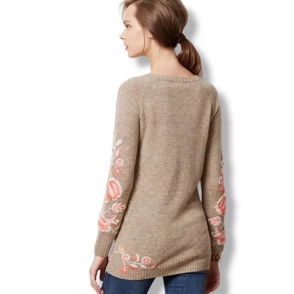 SLEEPING ON SNOW ANTHROPOLOGIE Wool Alpaca Blend Embroidered Floral Sweater Med - Picture 2 of 9